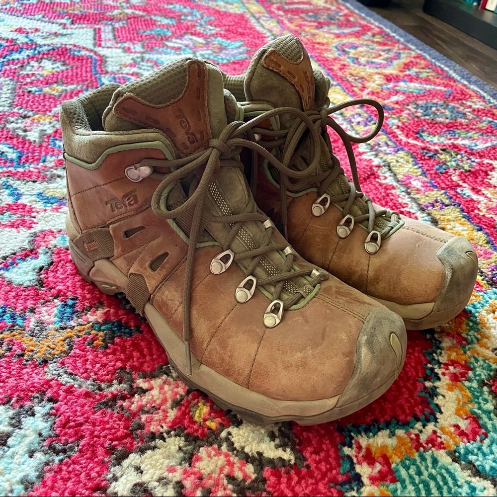 Teva waterproof hiking boots